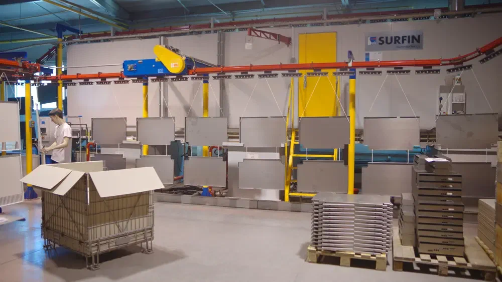 Automated ATTACK powder-coating line