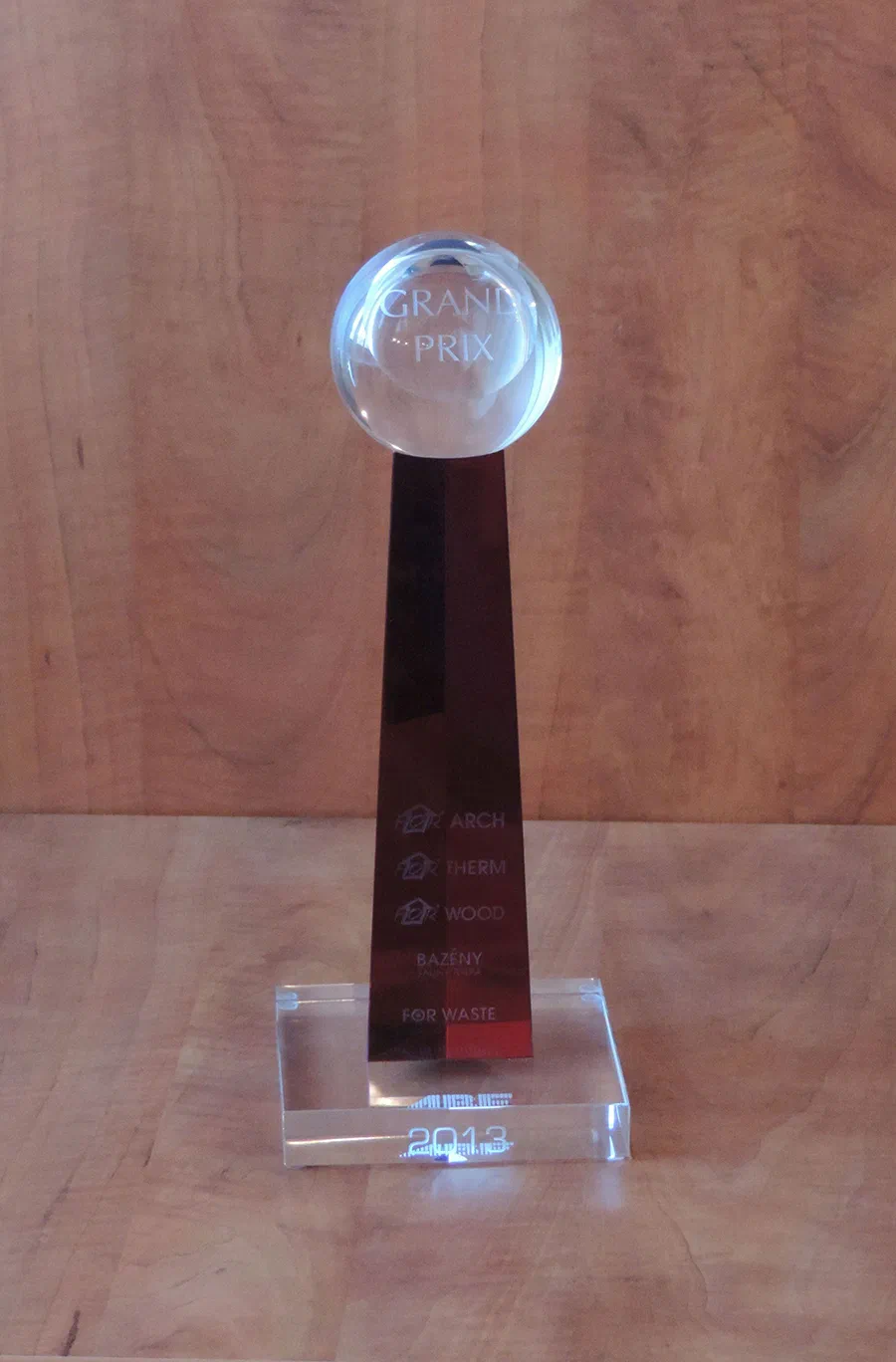 Grand Prix Arch Wood trophy
