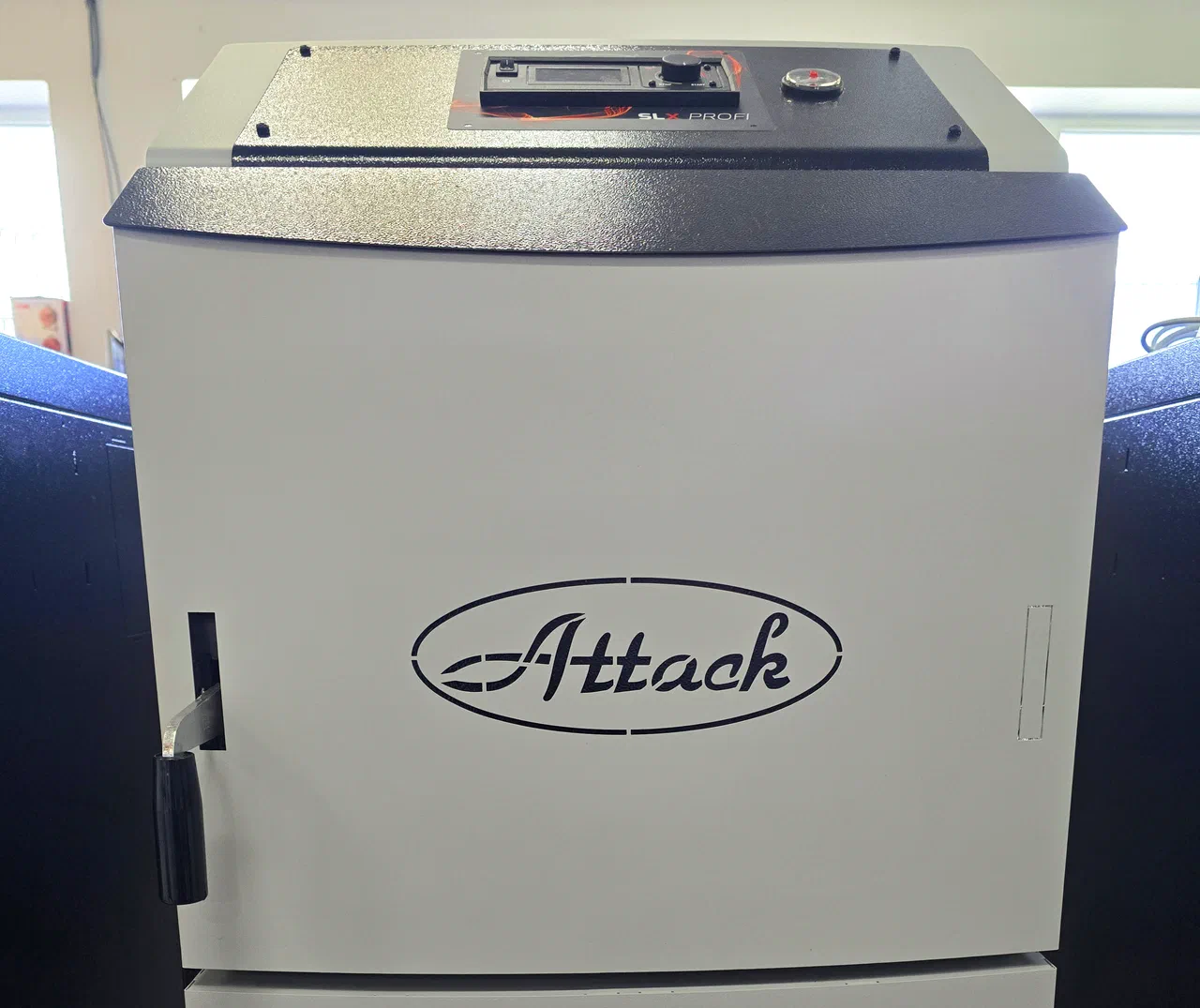 ATTACK SLX boiler with reversible door opening