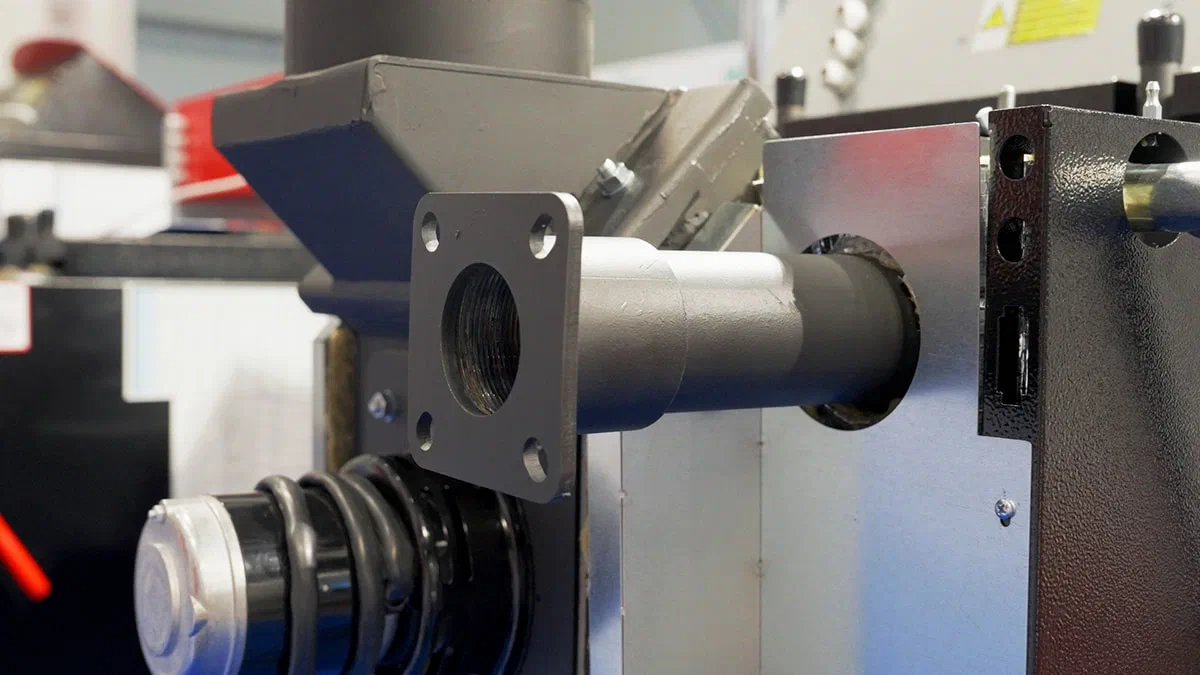Hydraulic connection on the ATTACK DPX 15 Profi boiler